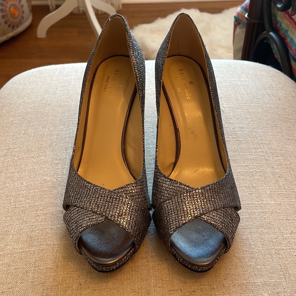 Kate Spade Metallic Silver Pumps Sz. 9